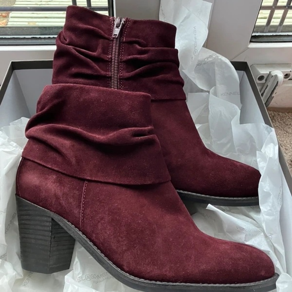 Kenneth Cole Women's Burgundy Heeled Boots